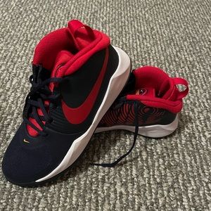 Big boys size 6 Nike high tops